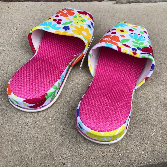 NWT Dayso Happy Flower Slippers - Picture 6 of 8